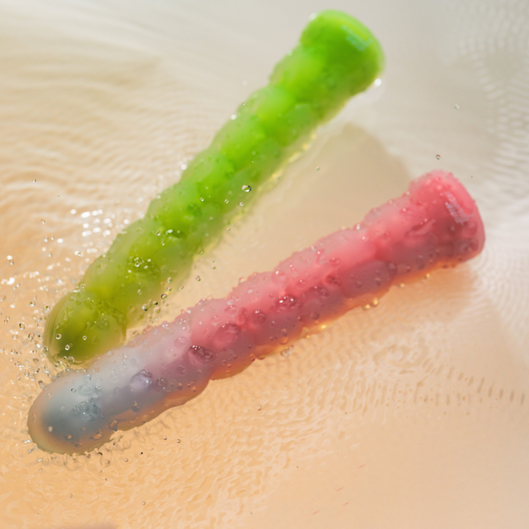 PEACARON 3D Vibrating Dildo